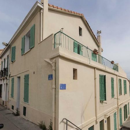 Stud Terras Ville Corniche 2 Pers Stat Gratuit Rue Modif Suivt Possib Et Accord Exclusif Марсилия Екстериор снимка